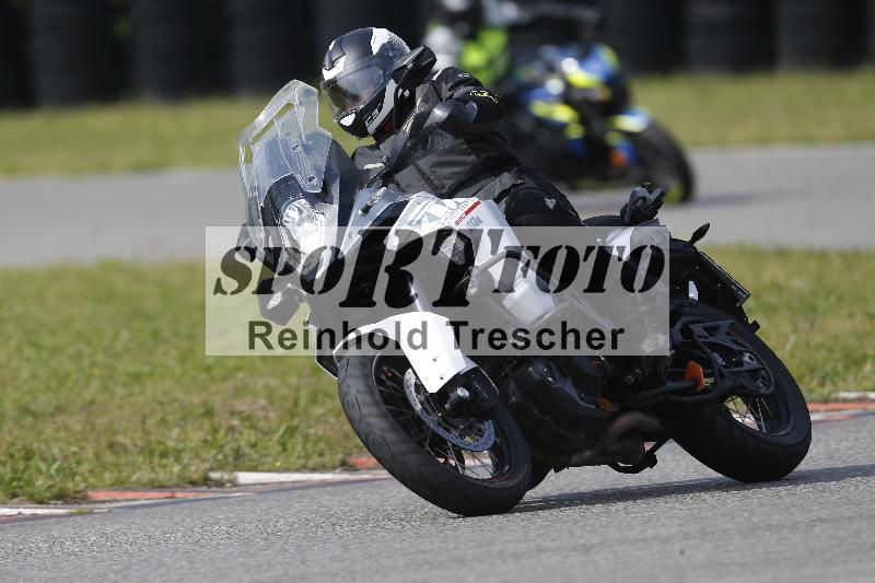 /Archiv-2024/17 01.05.2024 Speer Racing ADR/Schnuppertraining